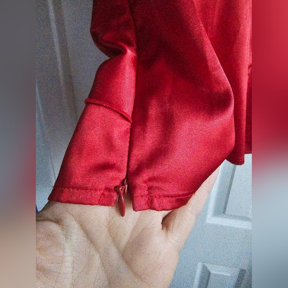 Le Chateau XL Blouse Red - Picture 7 of 7